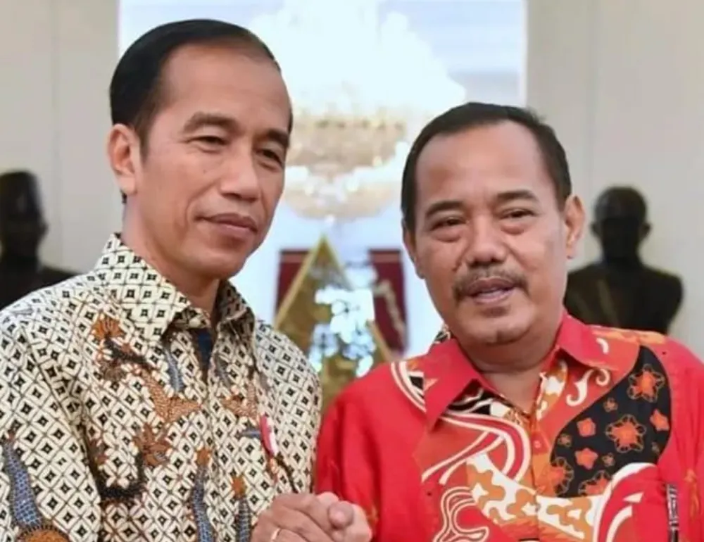 Foto: Ketua Umum RKIH bersama Bapak Joko Widodo